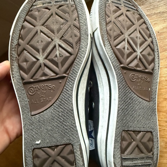 Converse Hightops - Picture 3 of 5